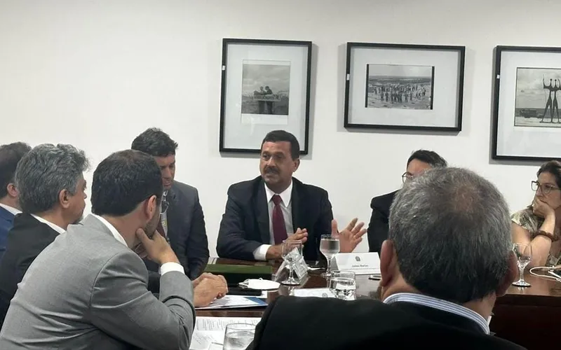 Marlan Ferreira se reúne com ministro Alexandre Padilha e pede maior interação do governo federal com os consórcios públicos