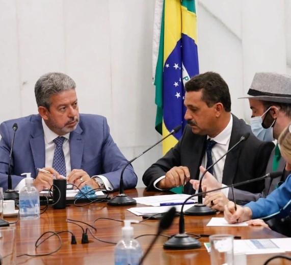Em reunião com Arthur Lira em Brasília, Presidente do Conagreste, Marlan Ferreira, reforça estratégias para viabilizar políticas públicas via consórcio público para os Municípios