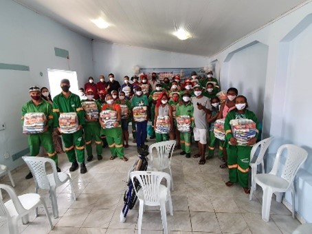 Conagreste entrega brindes e participa de eventos alusivos ao Dia do Gari em três municípios
