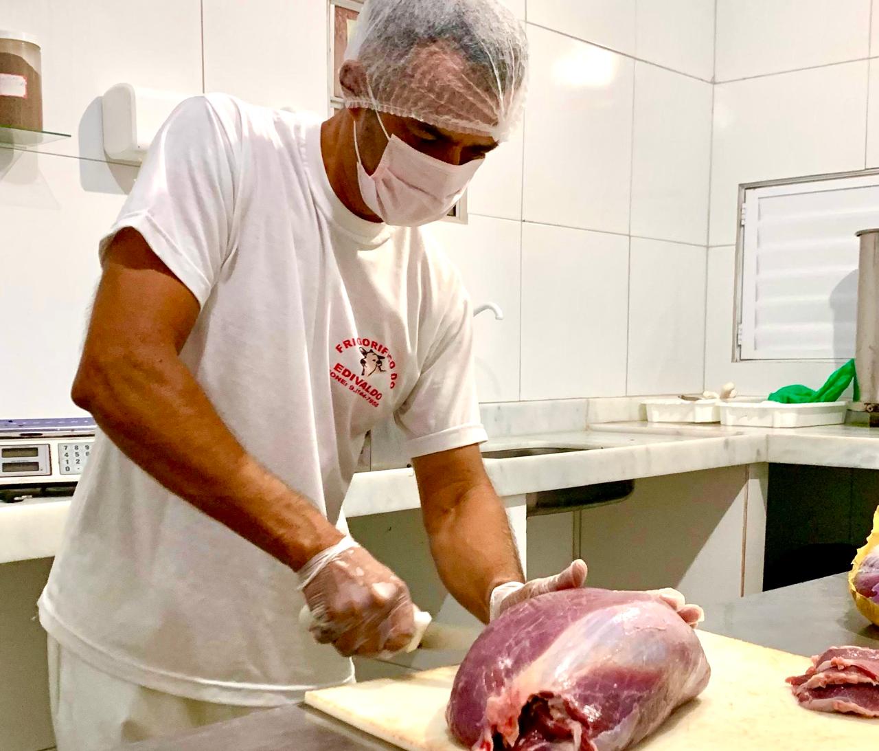 Com selo SIM/Conagreste, frigorífico vence chamada pública para fornecer carne para a merenda escolar de Limoeiro de Anadia 